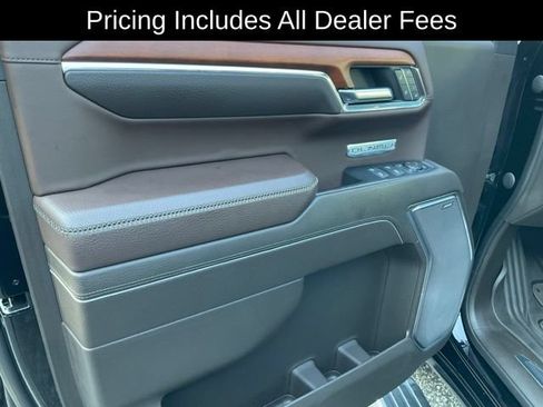 Used 2023 GMC Sierra 1500 Denali AWD/4WD image 7