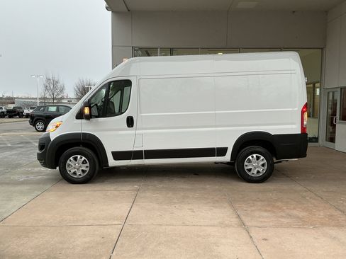 Used 2025 RAM ProMaster 1500 w/ Quick Order Package 22G SLT image 19