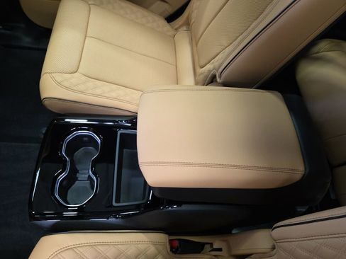 New 2026 Jeep Grand Cherokee L Summit AWD/4WD image 44