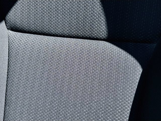 Used 2018 Honda HR-V EX image 15
