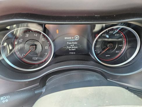 Used 2023 Dodge Charger R/T w/ Plus Group RWD image 8