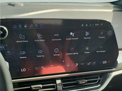 New 2026 Chevrolet Equinox EV RS FWD image 27