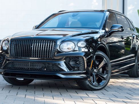 Used 2023 Bentley Bentayga Extended Wheelbase image 62