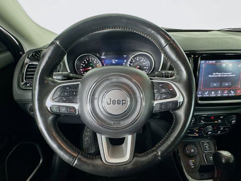 Used 2018 Jeep Compass Limited w/ Navigation Group image 11