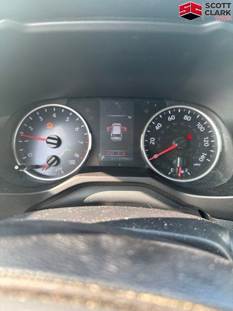 Used 2019 Toyota RAV4 XLE FWD image 1