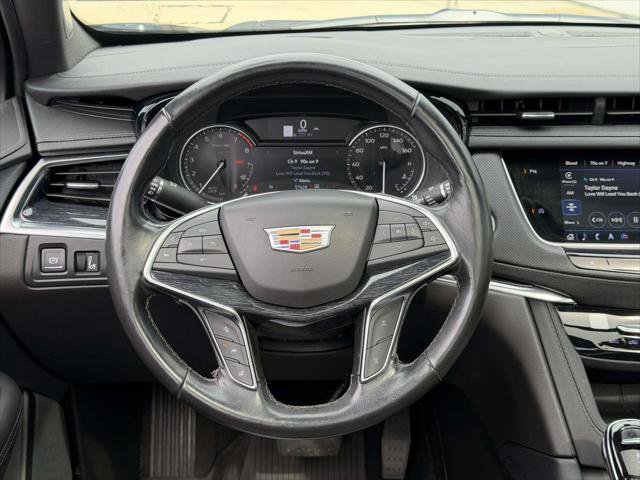 Used 2024 Cadillac XT5 Premium Luxury w/ LPO, Floor Liner Package AWD/4WD image 16