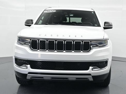 Used 2024 Jeep Wagoneer Series II RWD image 10