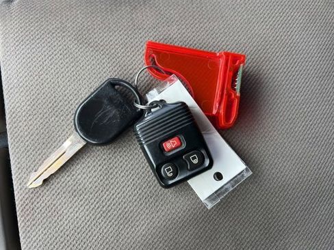 Used 2010 Ford F150 image 34