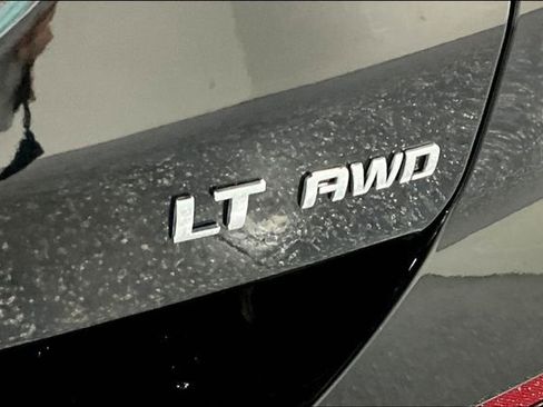 Used 2020 Chevrolet Equinox LT image 24