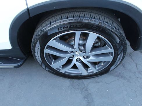 Used 2018 Honda Pilot Touring image 15