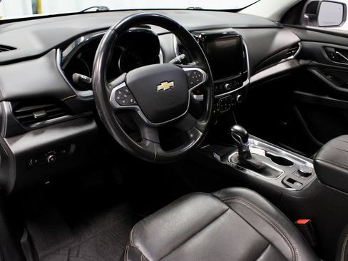 Used 2021 Chevrolet Traverse Premier w/ Redline Edition AWD/4WD image 25