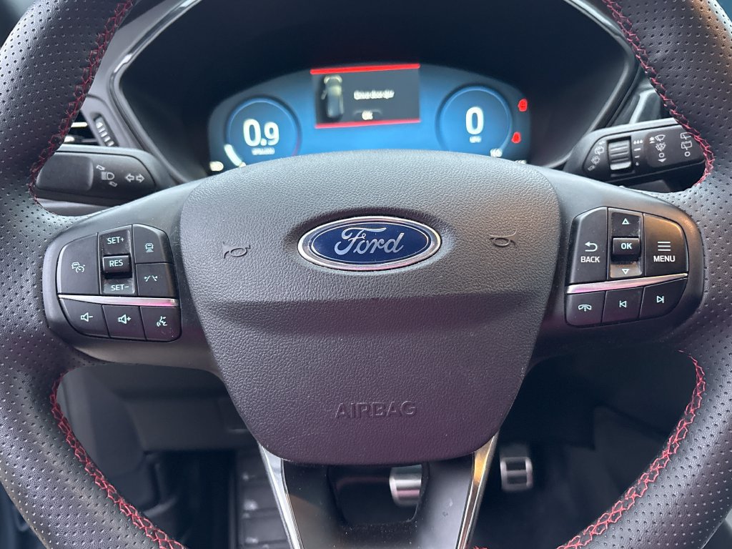 Certified 2023 Ford Escape ST-Line Elite AWD/4WD image 8