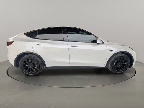 Used 2020 Tesla Model Y Long Range AWD/4WD image 33