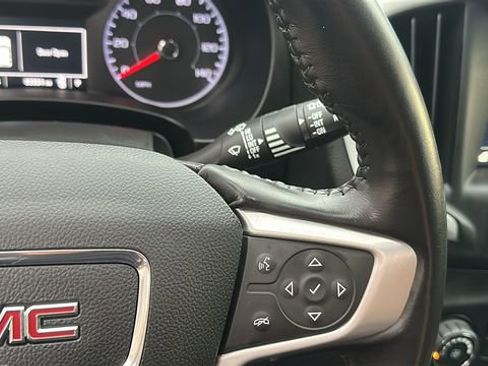 Used 2018 GMC Terrain SLE image 15