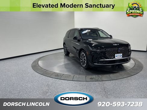 New 2026 Lincoln Nautilus Reserve image 2