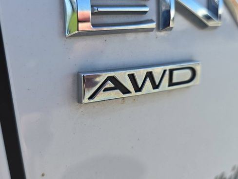 Used 2023 Buick Envision Preferred AWD/4WD image 18