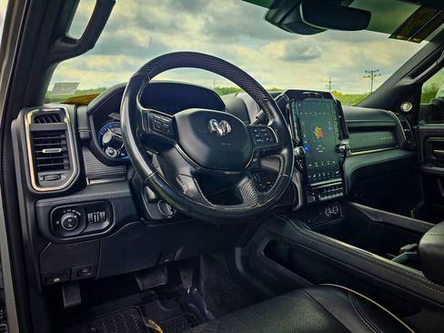 Used 2019 RAM 2500 Limited AWD/4WD image 17