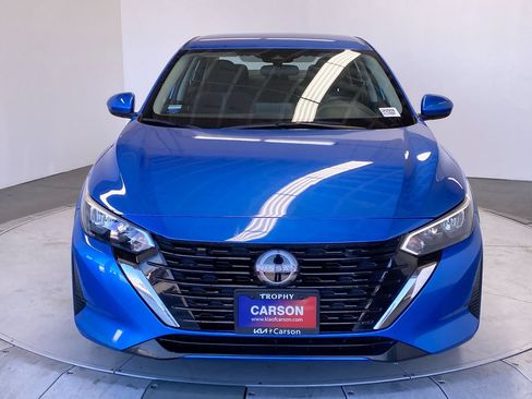Used 2025 Nissan Sentra SV FWD image 8