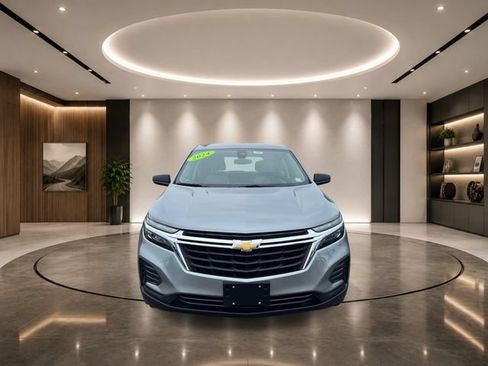 Used 2024 Chevrolet Equinox LS FWD image 6