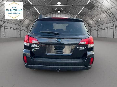 Used 2011 Subaru Outback 2.5i Premium AWD/4WD image 4