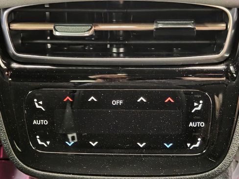 Used 2022 Mercedes-Benz EQS 450+ Sedan image 36
