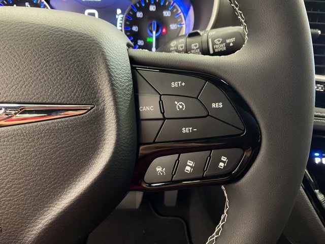 New 2026 Chrysler Pacifica Select w/ S Appearance Package FWD image 13