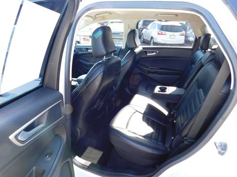 Used 2023 Ford Edge SEL AWD/4WD image 14