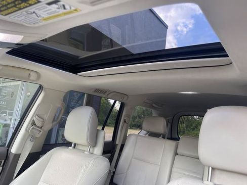 Used 2012 Lexus GX 460 Premium AWD/4WD image 16