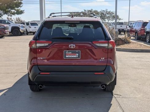 New 2025 Toyota RAV4 LE image 6