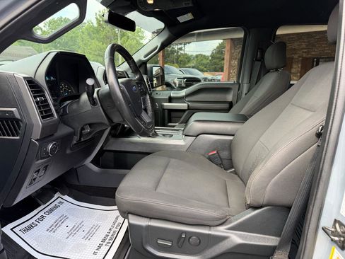 Used 2019 Ford F150 XLT w/ Equipment Group 302A Luxury AWD/4WD image 9