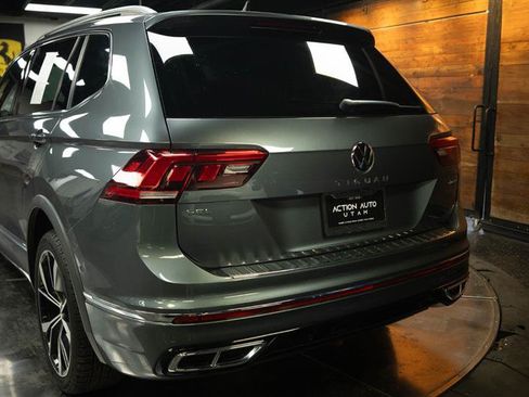 Used 2022 Volkswagen Tiguan SEL R-Line AWD/4WD image 6