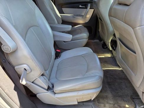Used 2012 GMC Acadia SLT w/ LPO, 'HIT The Road' Package FWD image 16