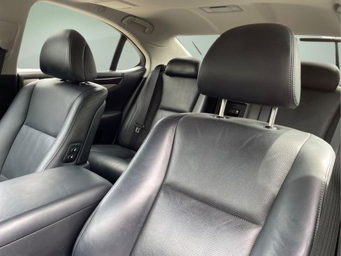 Used 2015 Lexus LS 460 w/ Comfort Package RWD image 19