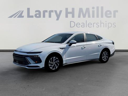 New 2026 Hyundai Sonata Blue image 2