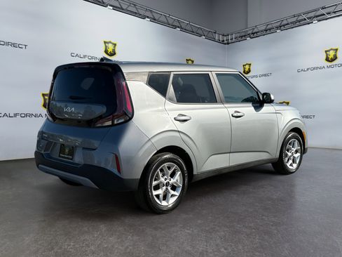 Used 2023 Kia Soul S image 5