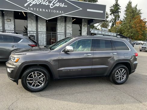 Used 2021 Jeep Grand Cherokee Limited w/ Trailer Tow Group IV image 2