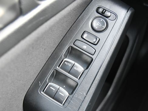 Used 2023 Honda Civic Sport image 32