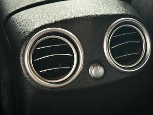 Used 2020 Mercedes-Benz GLC 300 4MATIC image 15