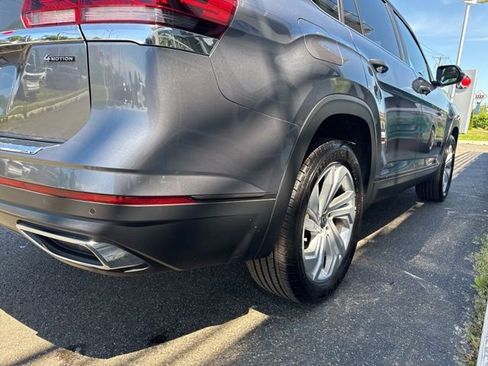 Certified 2023 Volkswagen Atlas SE w/ Panoramic Sunroof Package AWD/4WD image 27