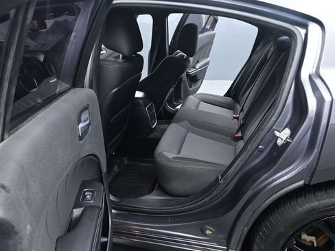Used 2017 Dodge Charger SXT AWD/4WD image 13