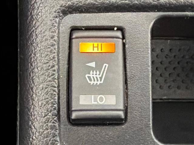 Used 2017 Nissan Rogue SV FWD image 30