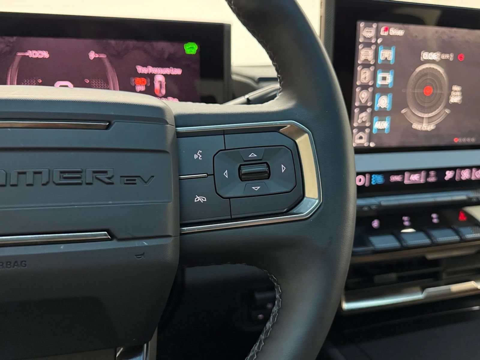 Used 2024 GMC Hummer EV 3X w/ Extreme Off-Road Package AWD/4WD image 30