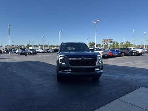 Used 2025 Nissan Armada Platinum AWD/4WD image 7