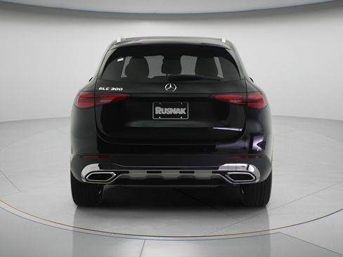 New 2027 Mercedes-Benz GLC 300 image 3