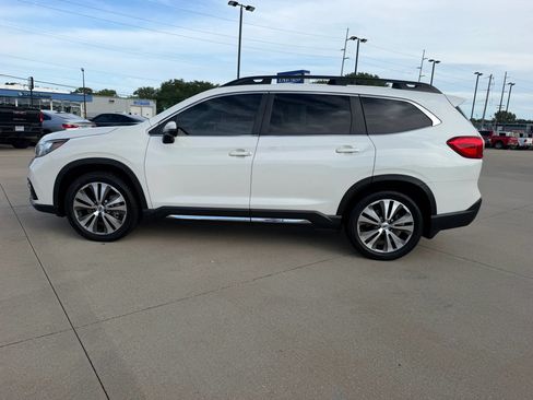 Used 2020 Subaru Ascent Limited w/ Technology Package AWD/4WD image 11