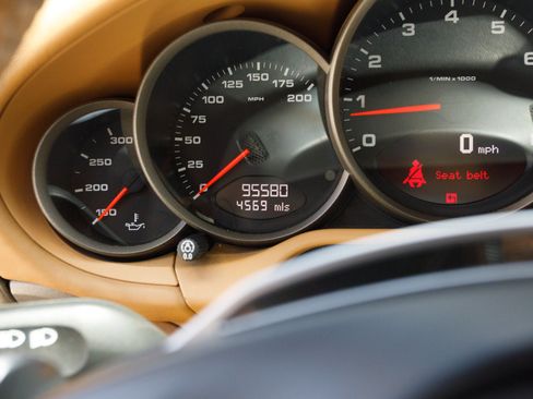 Used 2011 Porsche 911 Carrera RWD image 23