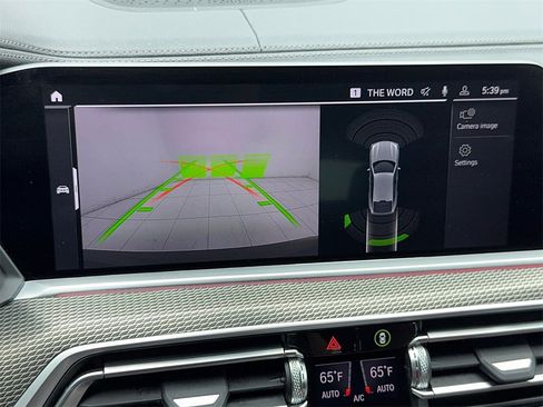 Used 2022 BMW X6 xDrive40i w/ Executive Package image 30