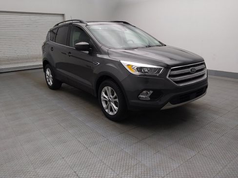 Used 2018 Ford Escape SEL w/ Ford Safe & Smart Package AWD/4WD image 13
