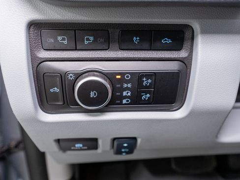 Used 2024 Ford F250 Limited AWD/4WD image 41