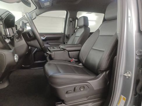 Used 2026 GMC Sierra 1500 SLT AWD/4WD image 18